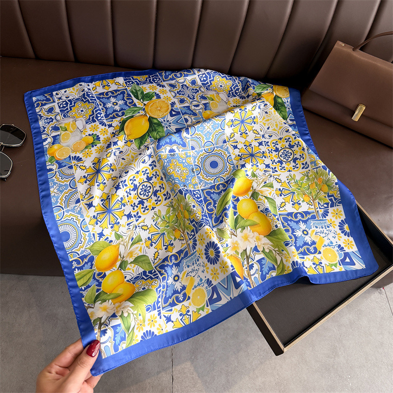2026 New Fruit Print Silk Squa - Ascot Neck Scarf 评论和价格